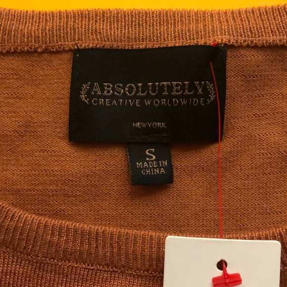 🆕 ABSOLUTELY CREATIVE long sleeve sweater - Picture 5 of 7